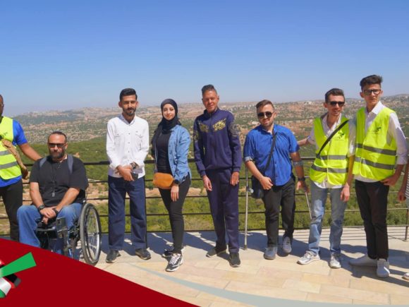 #حزب_الإتحاد_الوطني_الأردني يسلط الضوء على السياحة الشمولية في #يوم_السياحة_العالمي بمشاركة #ذوي_الإعاقة في #عجلون